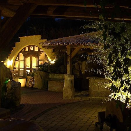 Hotel Am Deister Барзінггаузен Екстер'єр фото